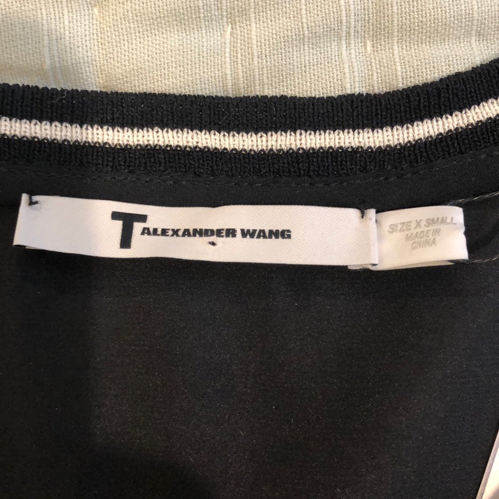 Top - Picture 2 of 5